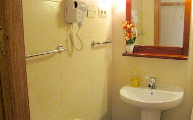 Hostal Tirso Plaza