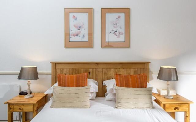 Summer Blue Guesthouse