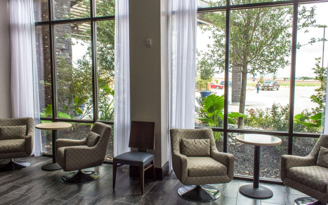 La Quinta Inn & Suites by Wyndham Lubbock Southwest