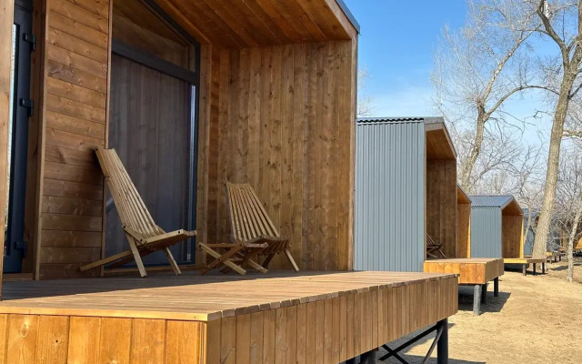 Река и Песок