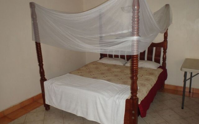 Shield Park Villa Hotel