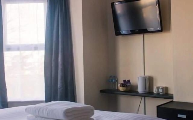 Wellesley Park Hotel