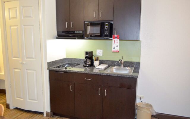 Studio Suites Extended Stay Chattanooga TN