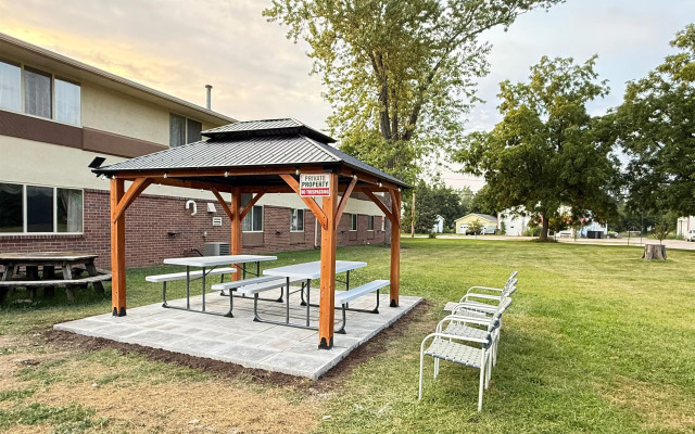 Super 8 by Wyndham Whitewater WI