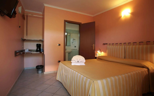 Airport Hotel