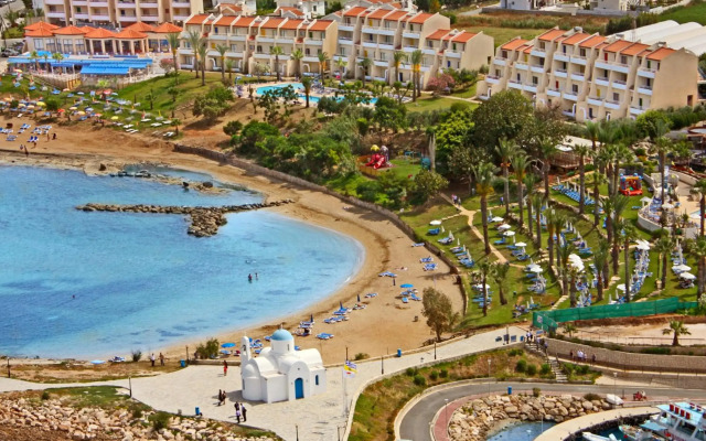 Myroandrou Beach Apartments