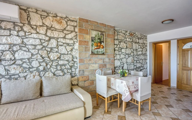 Apartment Jakara 2