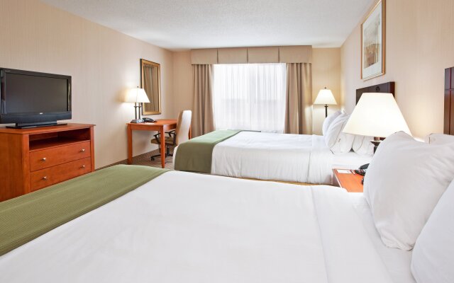 Holiday Inn Express Hotel & Suites Bay City by IHG