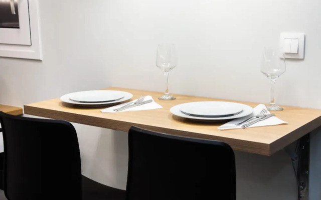 Brand new apt in Zografou