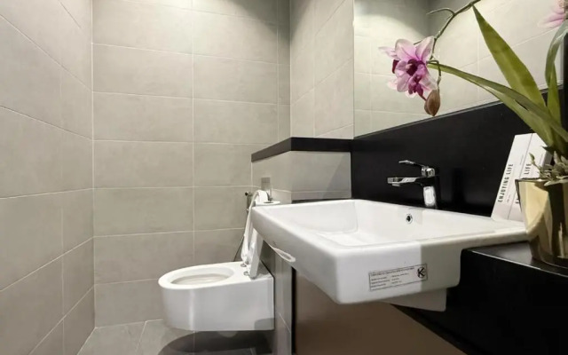 Wsd Times 8 Luxury Hotels & Residences