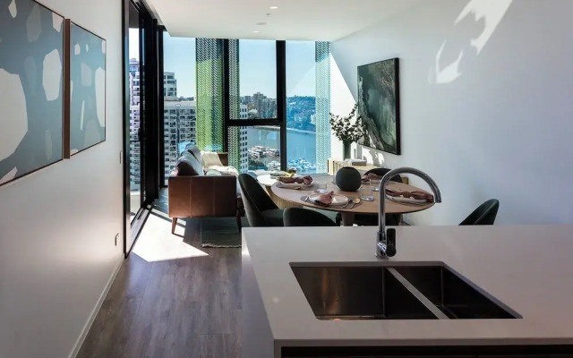 Kangaroo Point Apartments by Urban Rest