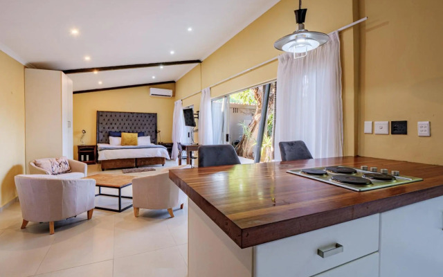 Private Studio flatlet, Uncapped Wifi, Netflix,Full DSTV