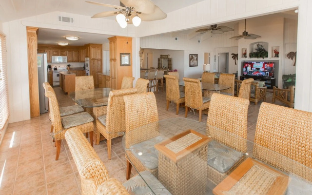 Beach Cabana - 9 Br Home