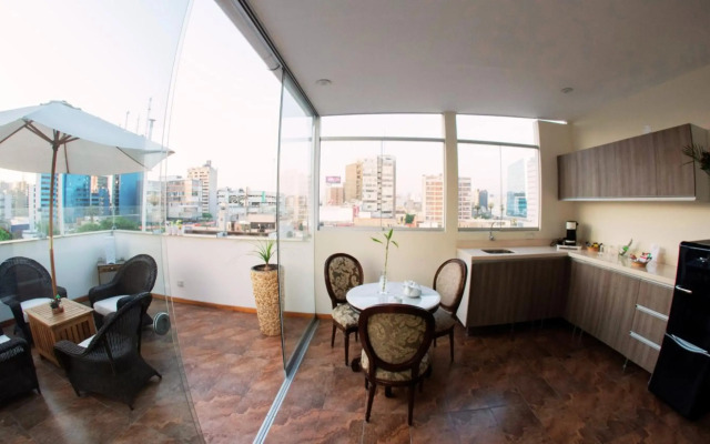 Atrium Miraflores