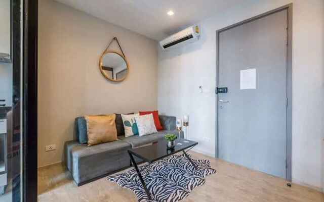 The Base Condo Pattaya by Supee