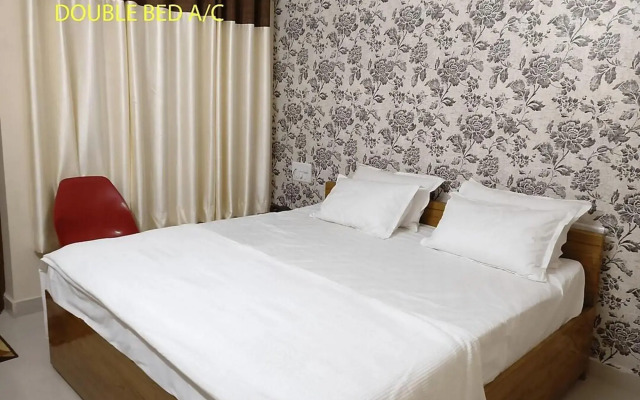 Hotel Girnar
