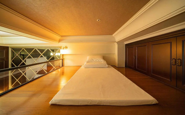 Yeoksam Artnouveau City Hotel and Residence