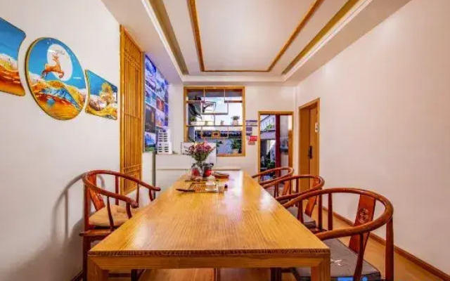 Lijiang Yihe Light Luxury Homestay (Lijiang Ancient City South Branch)