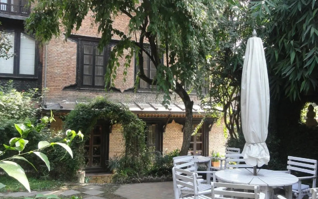 Hotel Vajra