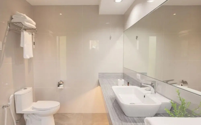 Rovira Suites
