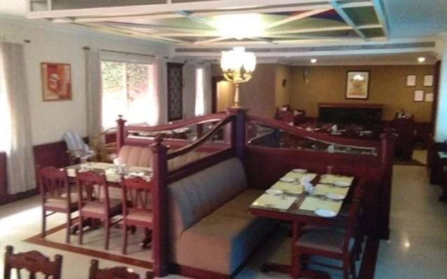 Hotel Raj Residency