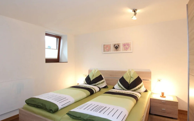 Apartment in Stuhlfelden Near Ski Lift