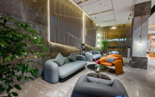 Zhihua Hotel