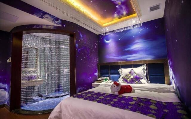 Chongqing Xinhao Theme Hotel