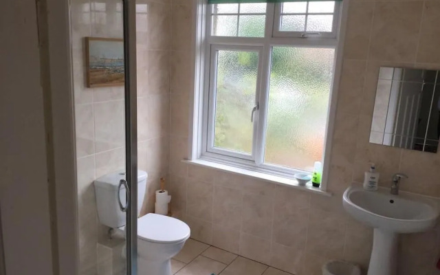 Lakeside Guest House