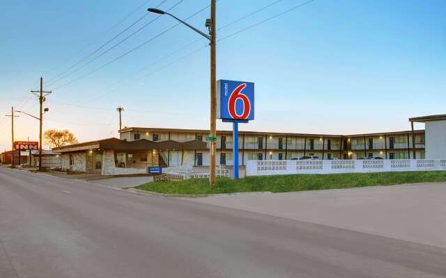Motel 6 Hereford, TX