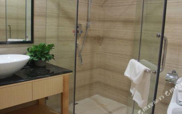 Yufeng International Hotel