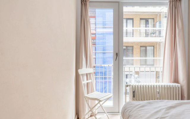 Seafront apartment in Blankenberge with balcony