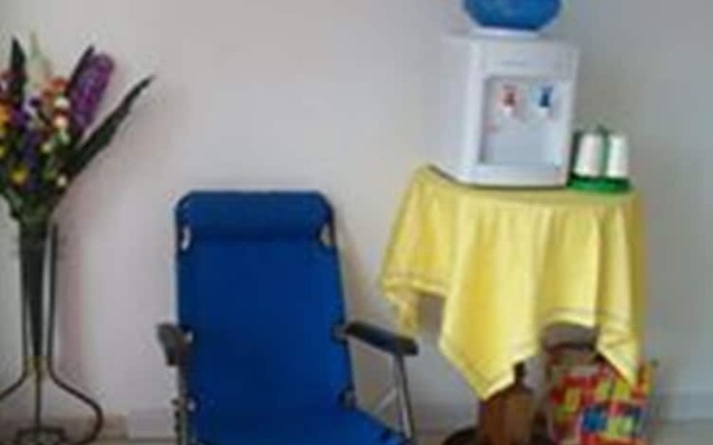 Charm Guest House - Hostel