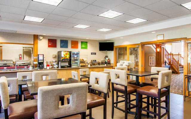 Comfort Suites Salem