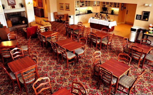 Homewood Suites by Hilton Charlotte Airport