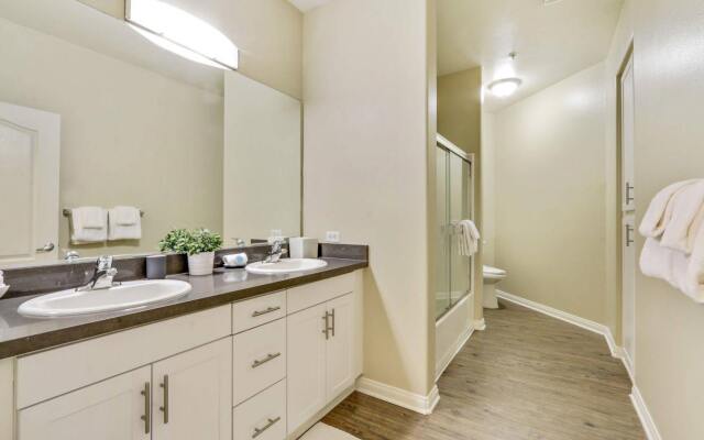 Global Luxury Suites at Lincoln Blvd