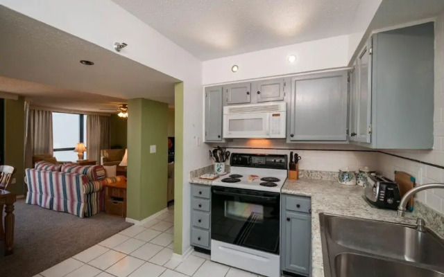 Enclave Condo 701a by Destin Getaways