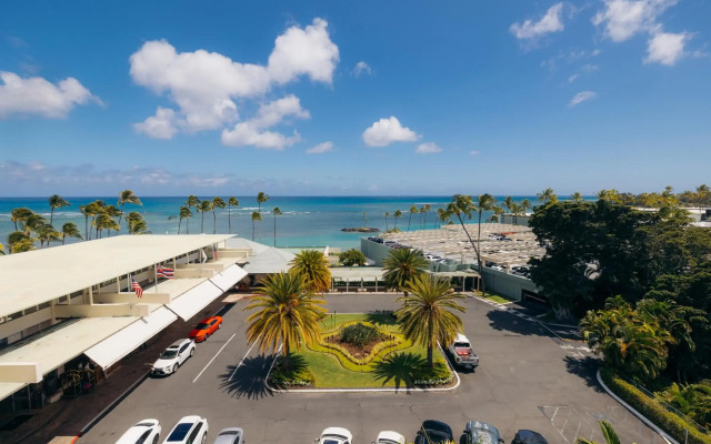 The Kahala Hotel & Resort