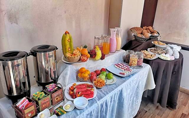Hotel Muros Quito