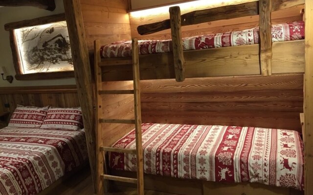 Le Petit Fenestrelle