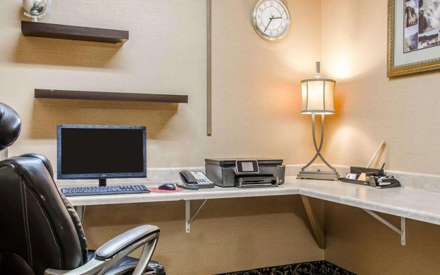 Quality Inn & Suites