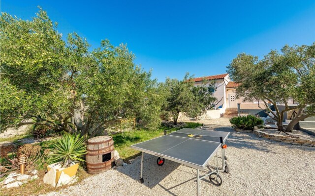 Nice Home in Vir With Wifi and 4 Bedrooms
