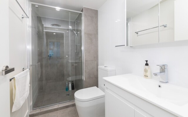 Sofun Apartment on Manning St