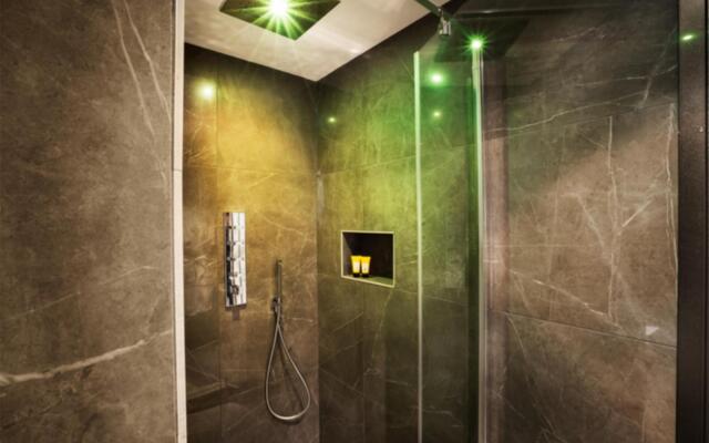 Alta Luxury Apartments - Frezza Apartment