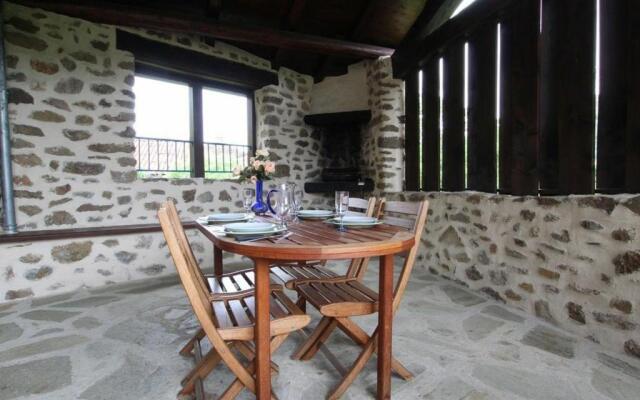 Gîte Villeneuve-d'Allier, 4 pièces, 6 personnes - FR-1-582-208