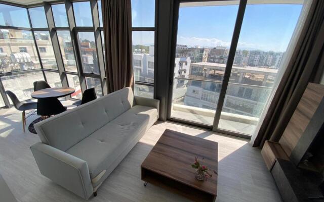 Alya Rooms