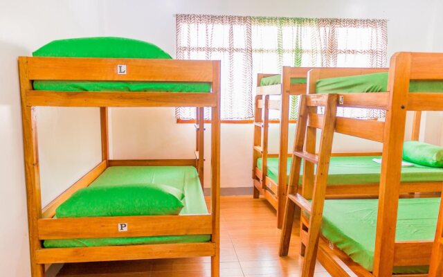 Siete Verano Guest House - Hostel