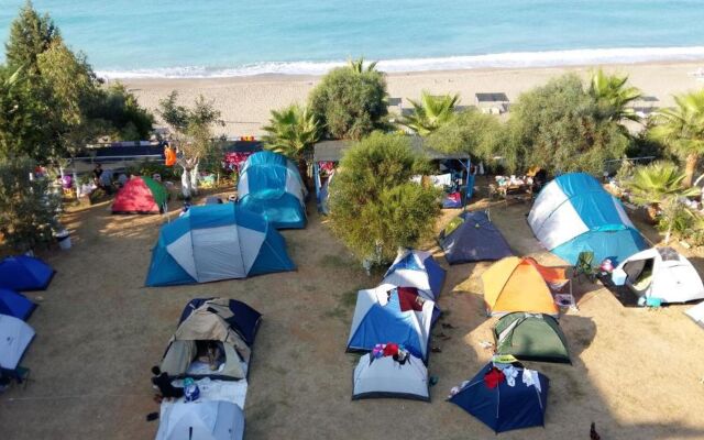 Mavi Cennet Camping Pansiyon