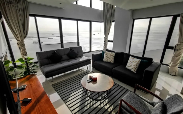 Family Suite Sunrise Gurney Penang