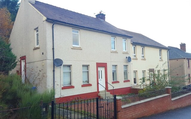 Dragon - Wellhall House 2 Bedroom Home